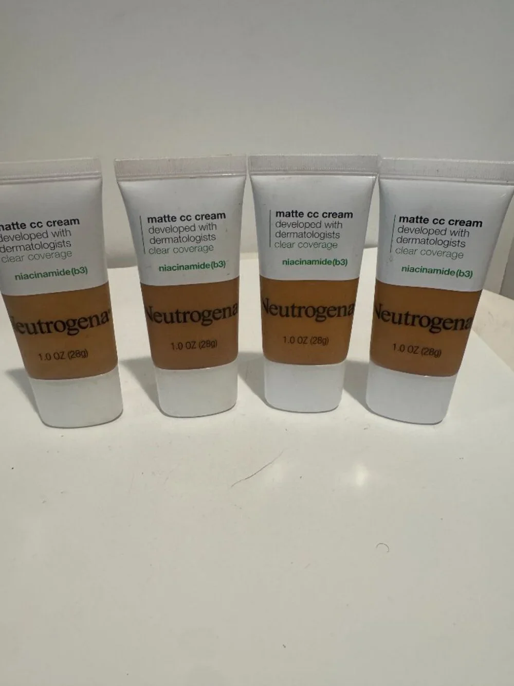 Neutrogena Clear Coverage Flawless Matte CC Cream, Wheat, 1 oz